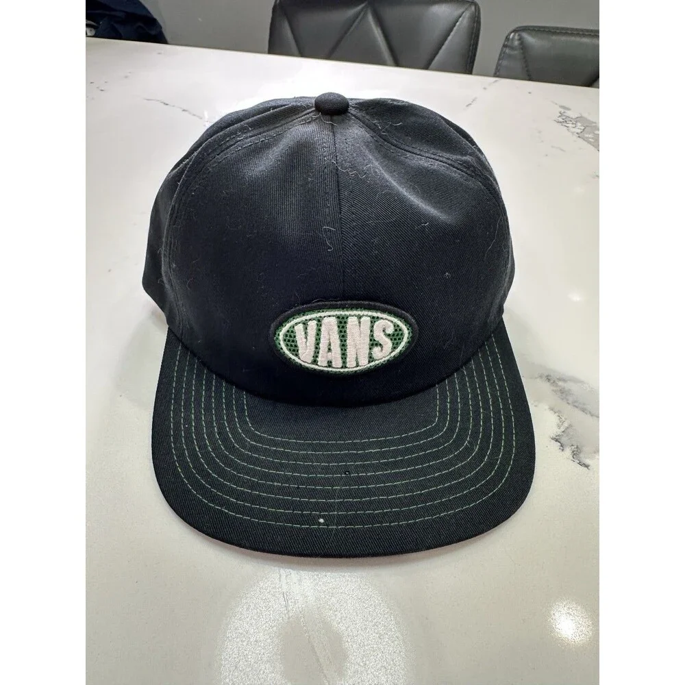 Vans Mens Spray On Jockey Hat Lightweight 6-Panel Adjustable Strap Blk